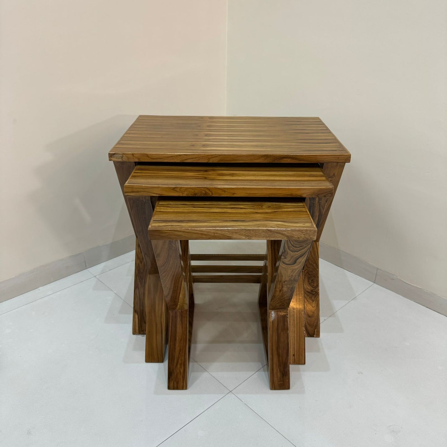 Wooden Nesting Table (Set of 3 Pcs)
