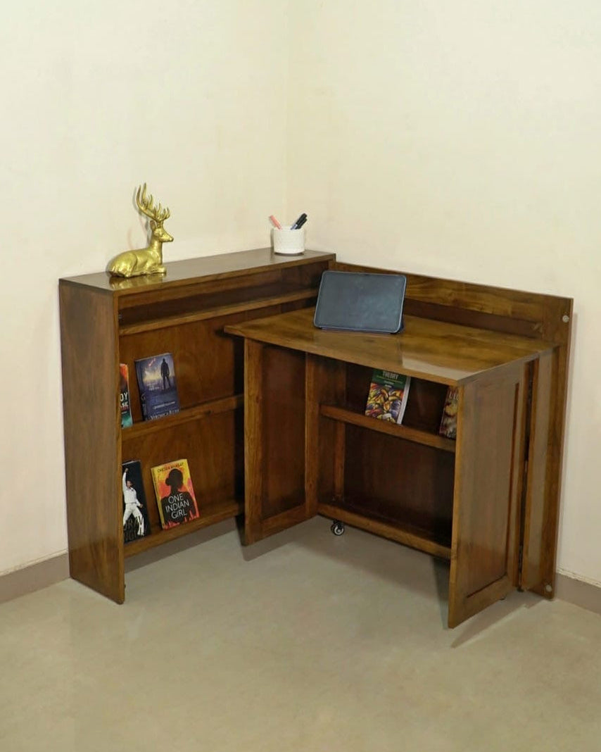 Compact Study Table – Dilegno