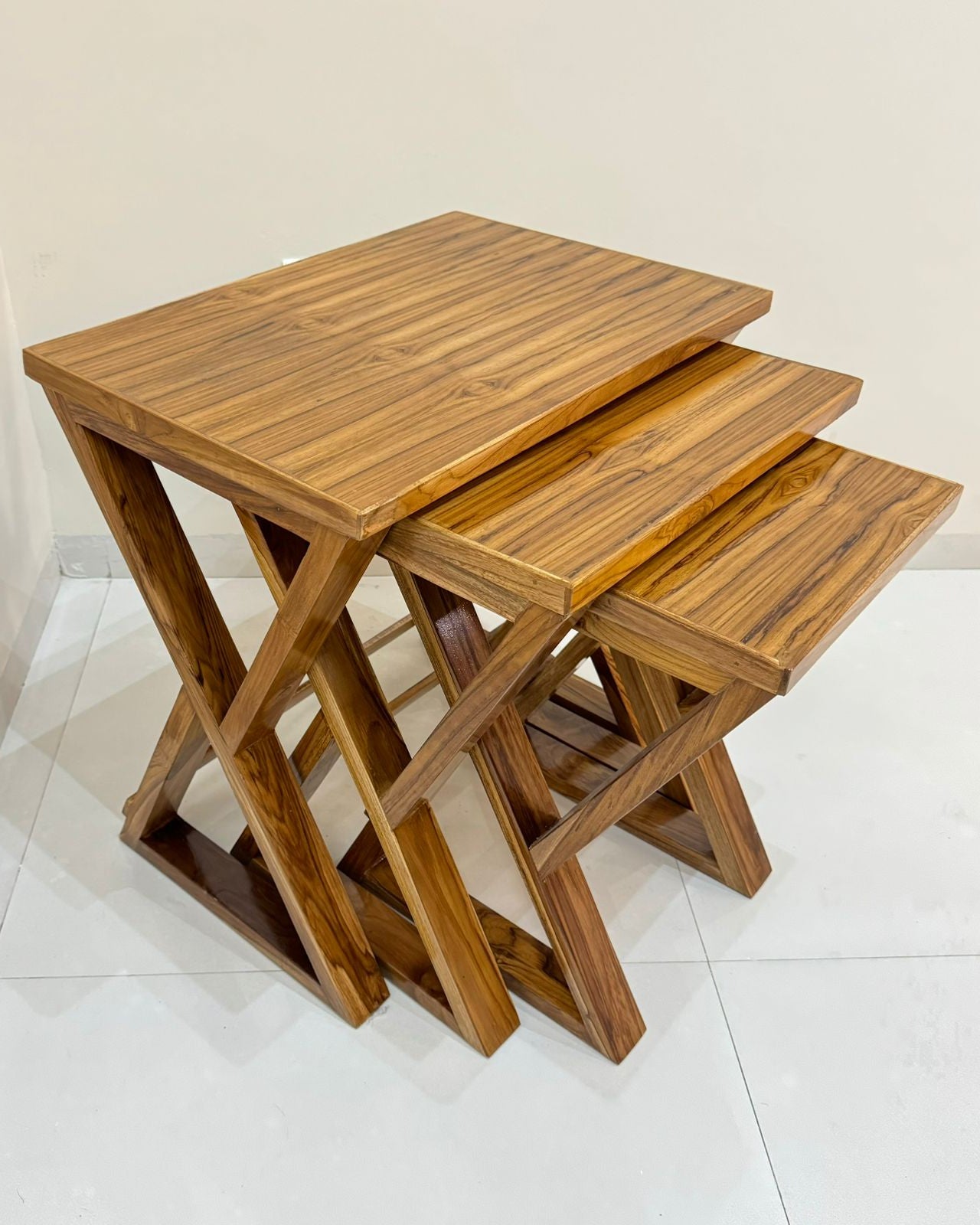 Wooden Nesting Table (Set of 3 Pcs)